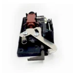 Platine de Verrouillage - Verrou de porte Four Scholtes Indesit C00275626 – Image 3